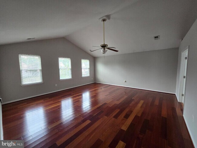 Building Photo - 20306 Baymeadow Ct