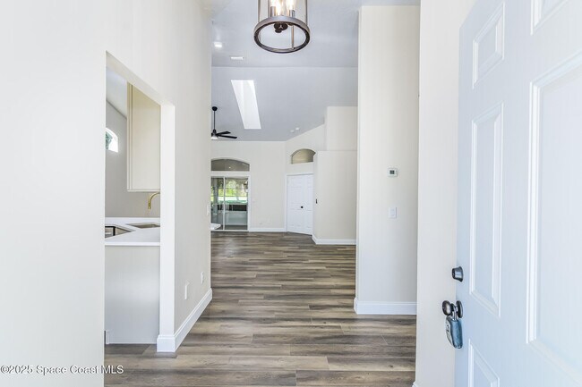 Building Photo - 480 Prestwick Ct