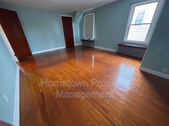 Building Photo - 132 Locust Grove Rd