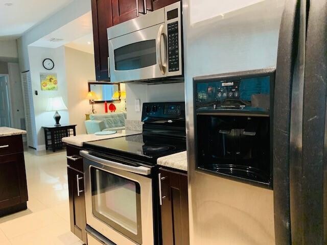 Building Photo - 2401 Andros Ln