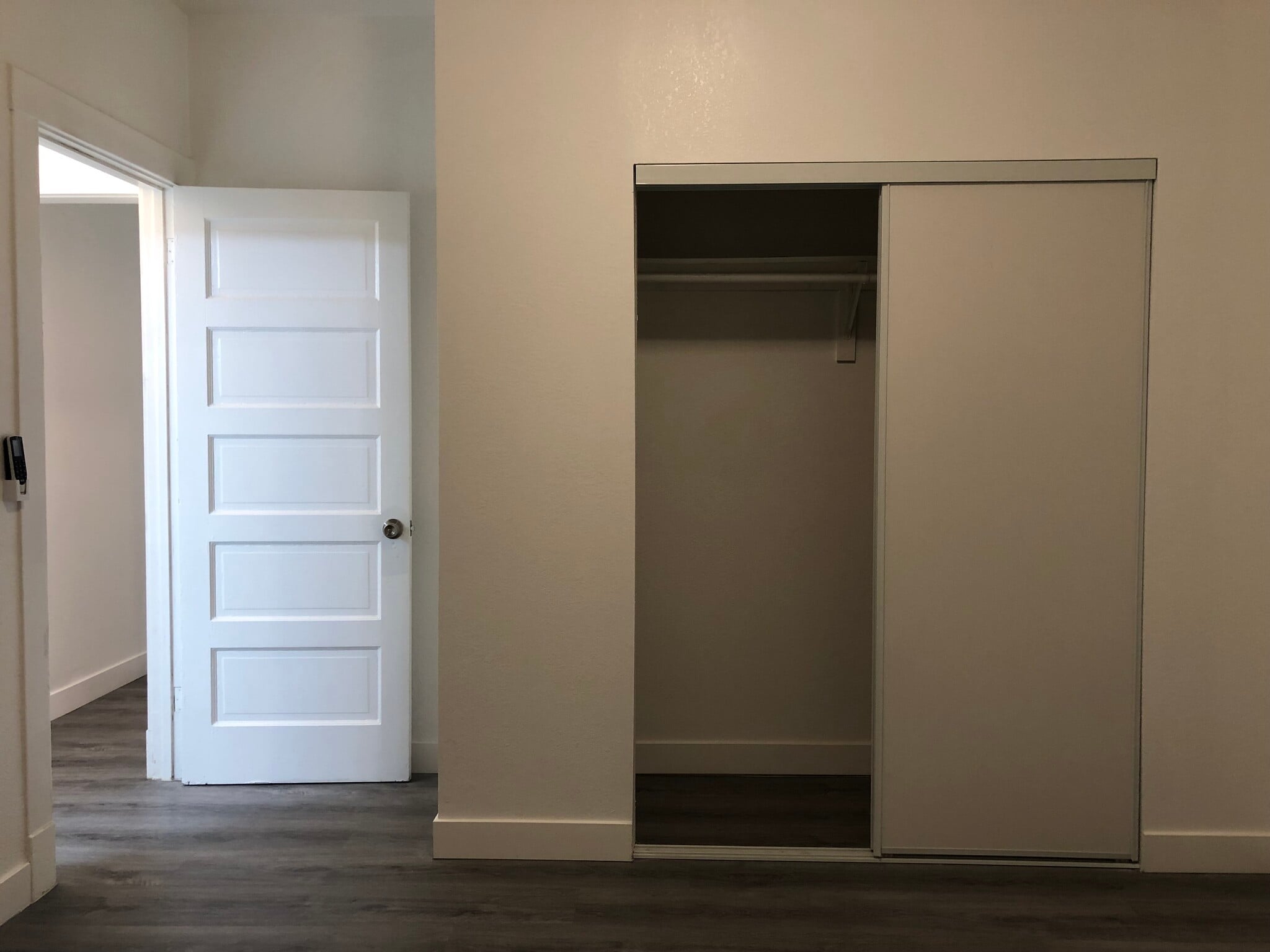 Bedroom 2 - Closet - 115 N San Gabriel Blvd