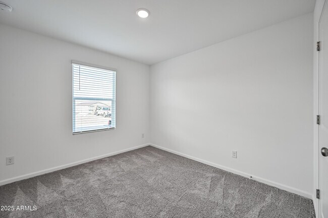 Building Photo - 1845 Yance Dr