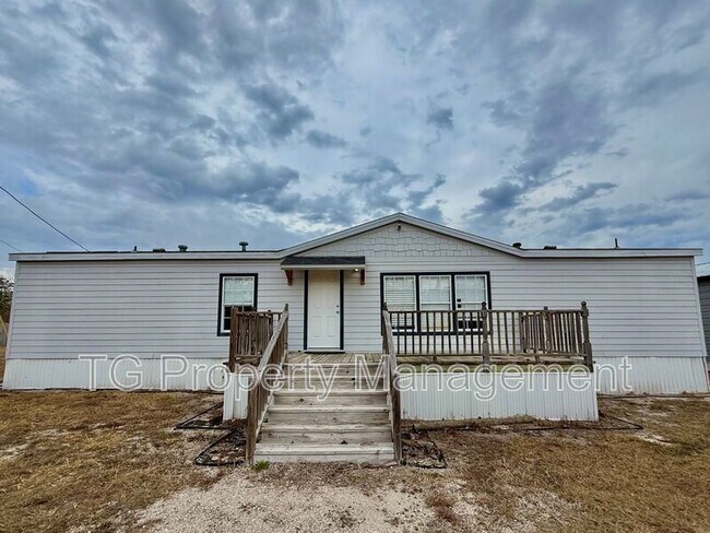 Building Photo - 1760 Freedom Dr