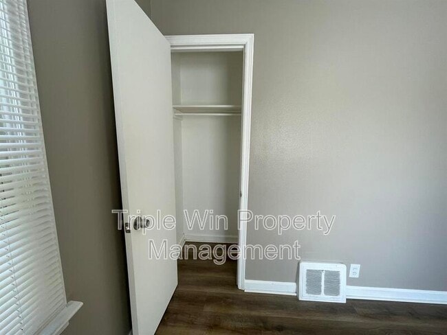 Building Photo - 1205 Nectar Dr