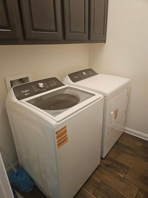 Building Photo - 201 Cartwheel Bend