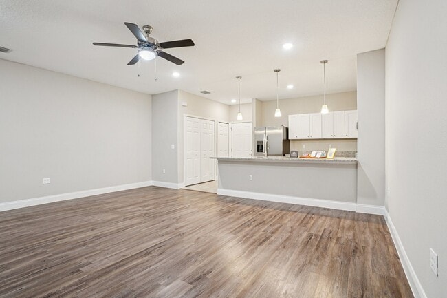 Floorplan - Eleven Oaks