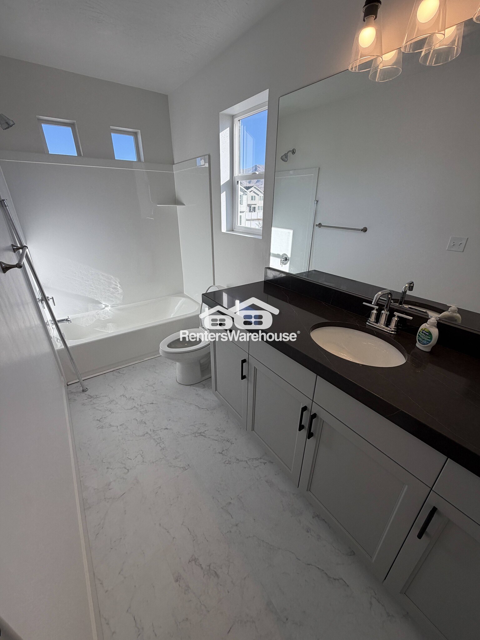 Building Photo - 3767 N Hannah St