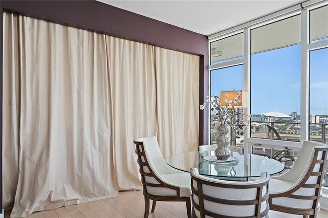 Building Photo - 175 1st St S