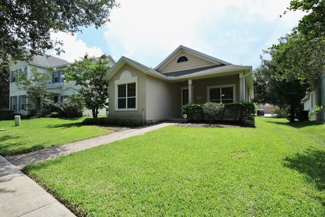 Building Photo - Spacious 3/2 Home located in Summerport Co...