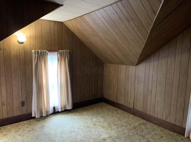 Building Photo - 4790 Lancaster Thornville Rd NE