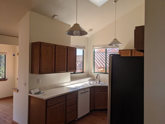 Building Photo - 2236 Cranesbill Pl