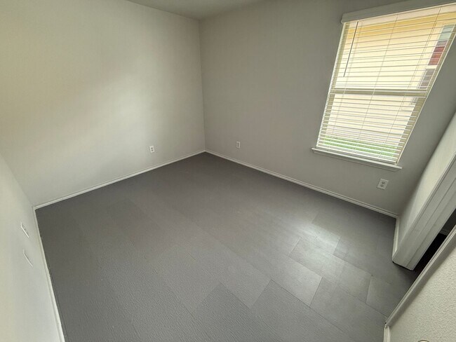 Building Photo - 3-Bedroom House for Rent in Killeen