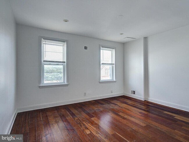 Building Photo - 2166 N 7th St