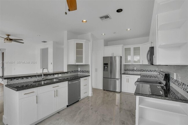 Building Photo - 659 Vista Meadows Dr