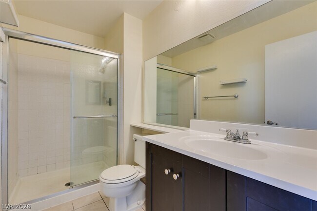 Building Photo - 3318 China Dr