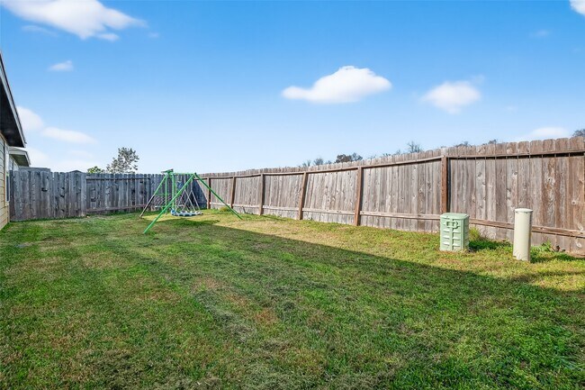 Building Photo - 923 Steel Blue Dr