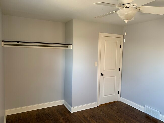 Building Photo - 5014 E 71st St