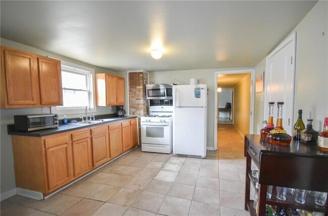 Building Photo - 4939 S Miro St