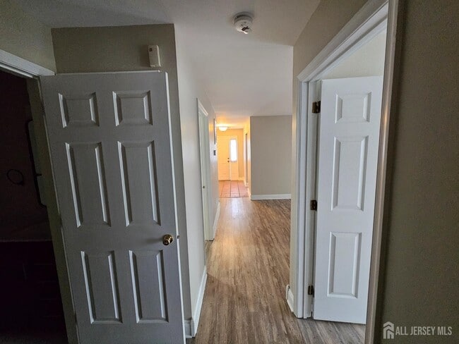 Building Photo - 1403 Cypress Ln