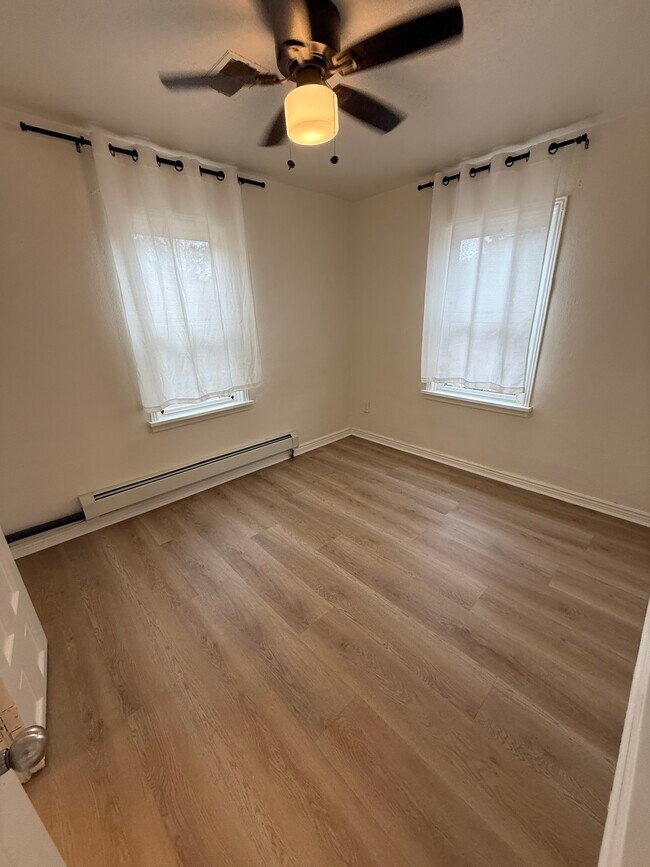 Building Photo - 1226 Pleasant Acres Dr