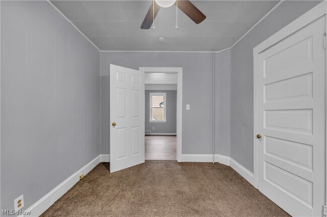 Building Photo - 2115 Dowd Ave