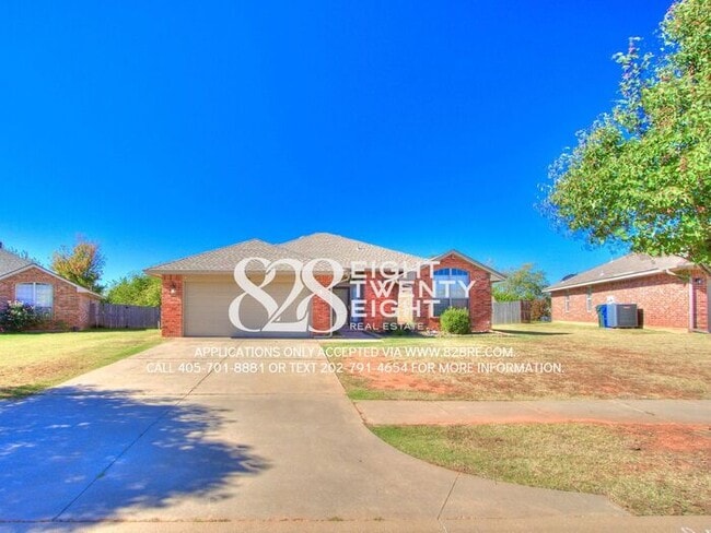 Building Photo - Lovely 3 Bed/2 Bath/2 Car Garage Single Fa...