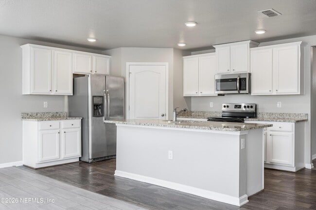 Building Photo - 6853 Sandle Dr