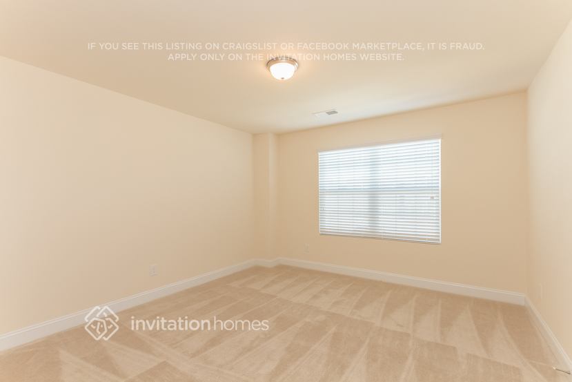 Building Photo - 154 Sassafras Rd