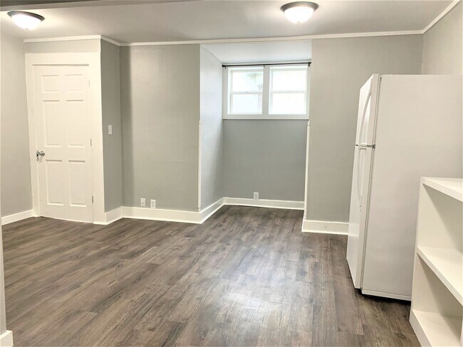 Building Photo - 624/626 Oak Street