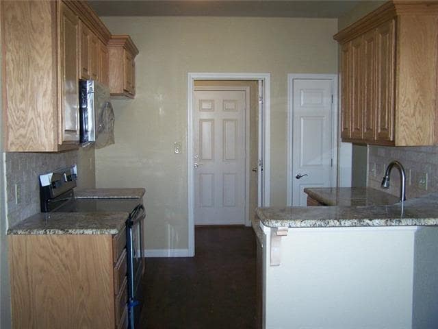 Building Photo - 1013 Rice St