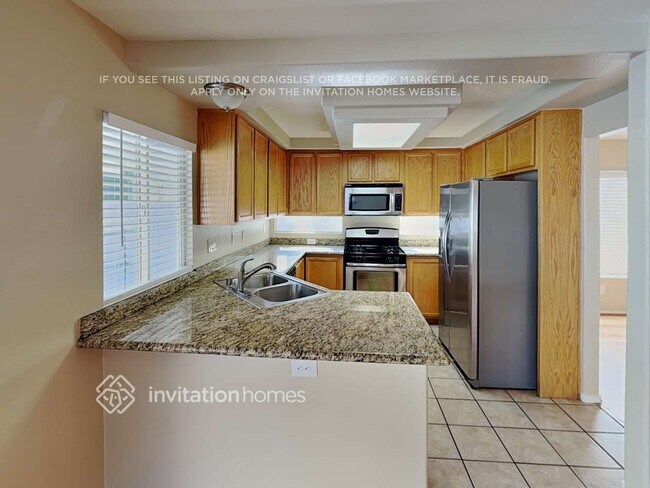 Building Photo - 10220 Crepe Myrtle Ct