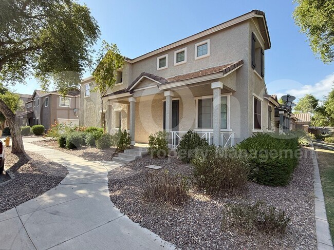 Building Photo - 3834 E Santa Fe Ln