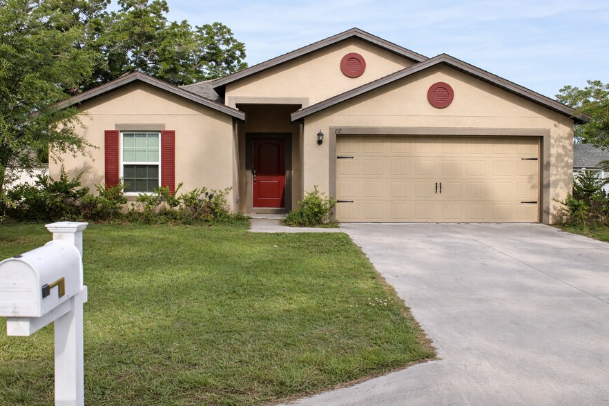 Building Photo - 72 Brewster Ln