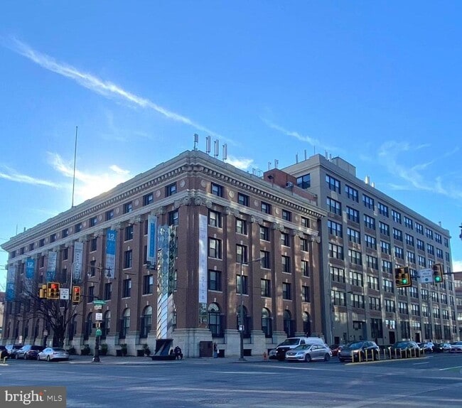 Building Photo - 1100 S Broad St