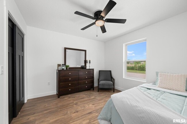 Building Photo - 813 WILLIAMS Way