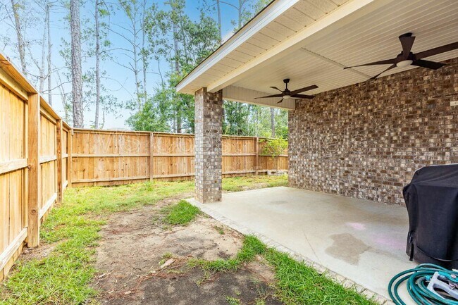 Building Photo - 5702 Overland Dr