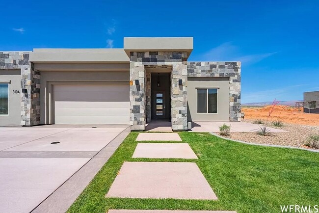 Building Photo - PETS ALLOWED!  Spacious & Modern 3-Bedroom...