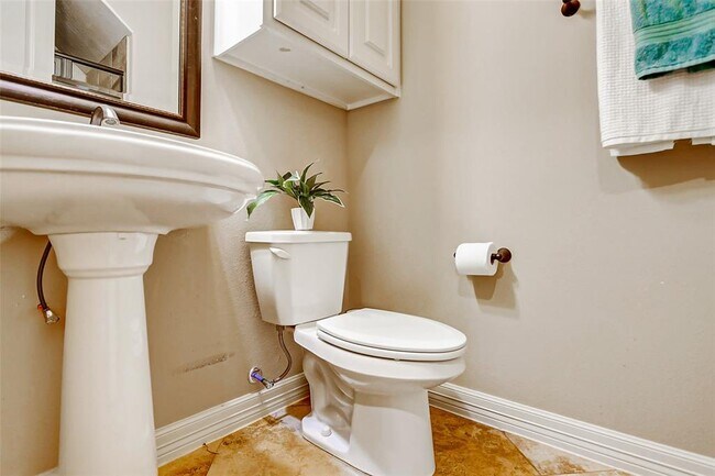 Building Photo - 27807 Hunters Rock Ln