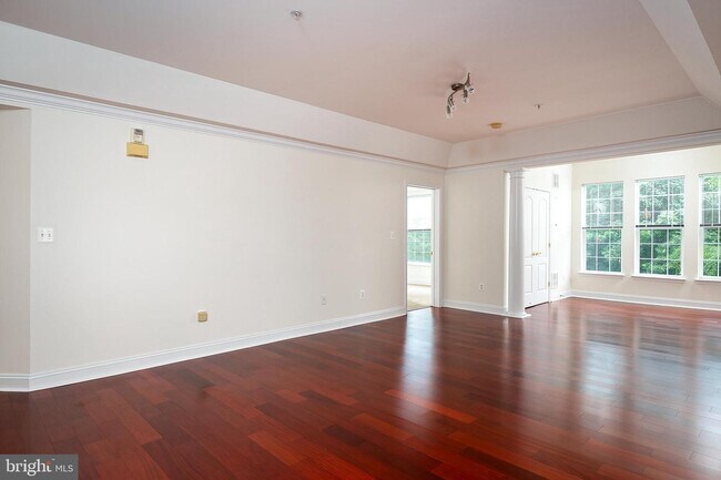 Building Photo - 5920 Great Star Dr