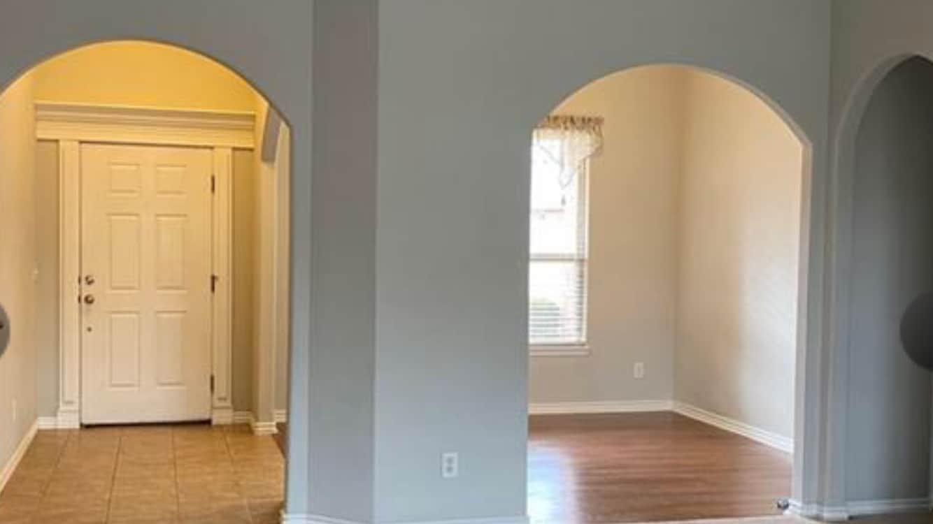 Building Photo - 2622 N Brush Creek Dr