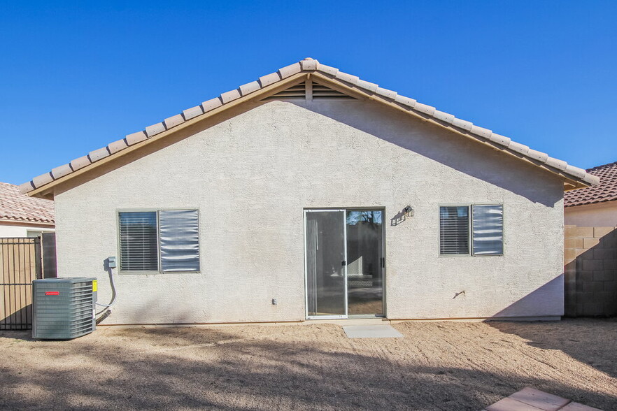 Building Photo - 14973 W Port Au Prince Ln
