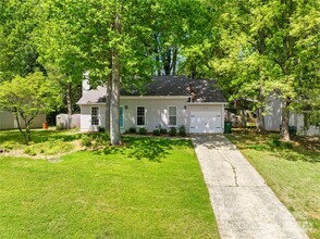 Building Photo - 3725 Burntwood Ct