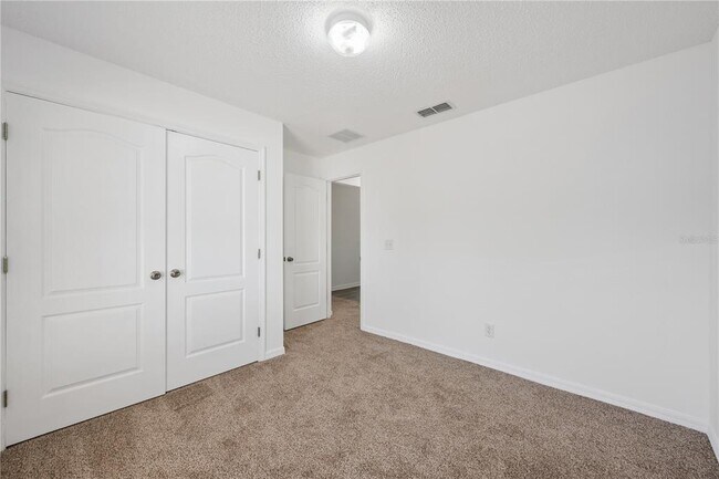 Building Photo - 1703 Sail Ct