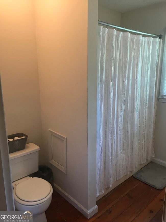 Building Photo - 120 Boley Dr