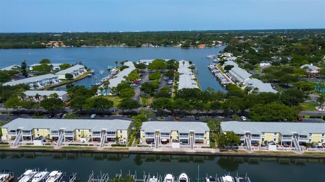 Building Photo - 5092 Beach Dr SE