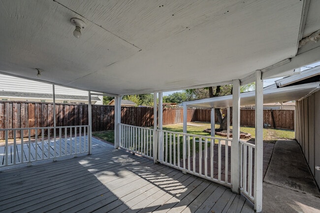 Building Photo - 2914 Scottsbluff Dr