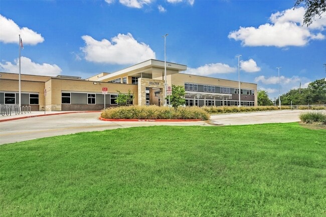 Building Photo - 5322 Rutherglenn Dr