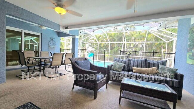 Building Photo - 4123 SW 21st Pl