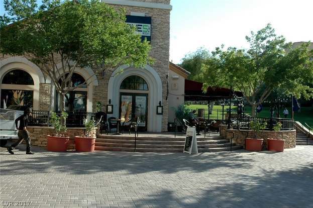 Building Photo - 30 Strada Di Villaggio