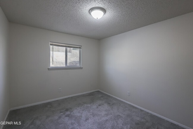 Building Photo - 11617 Soberana Ln